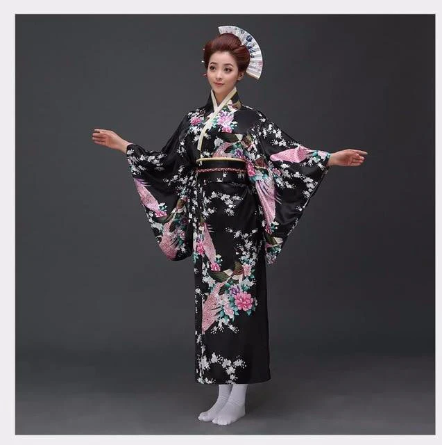 Traditional Floral Kimono - Image 5