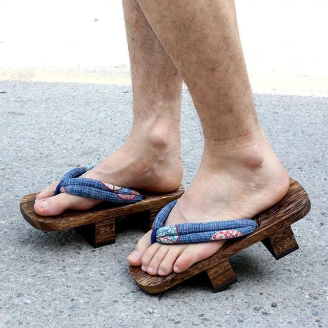 Traditional Japanese Geta Footwear - Image 18