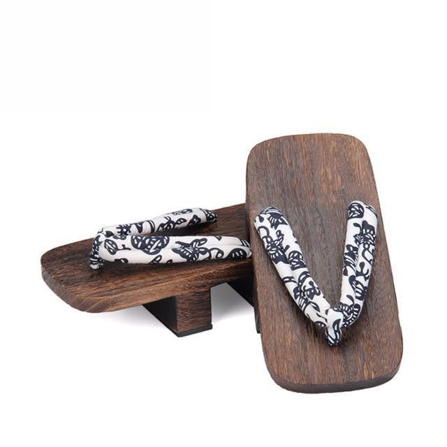 Traditional Japanese Geta Footwear - Image 4
