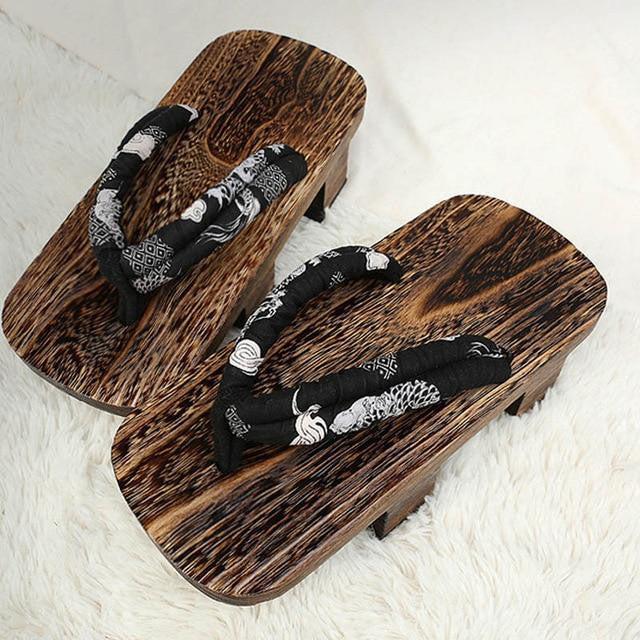 Traditional Japanese Geta Footwear - Image 9