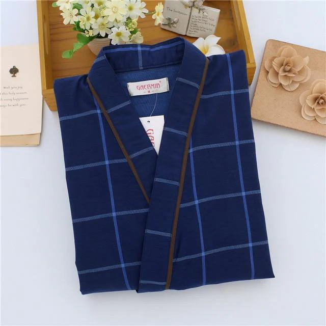 Traditional Japanese Pajamas Set - Image 9